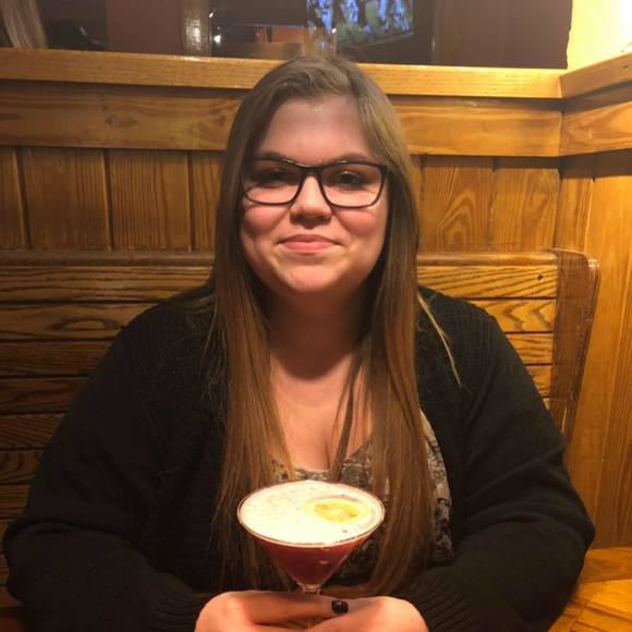 Meet your Posher, Amanda - Picture 1 of 1